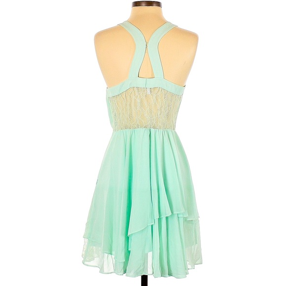 BCBG Generation mint skater dress, sz 6 - Picture 2 of 4